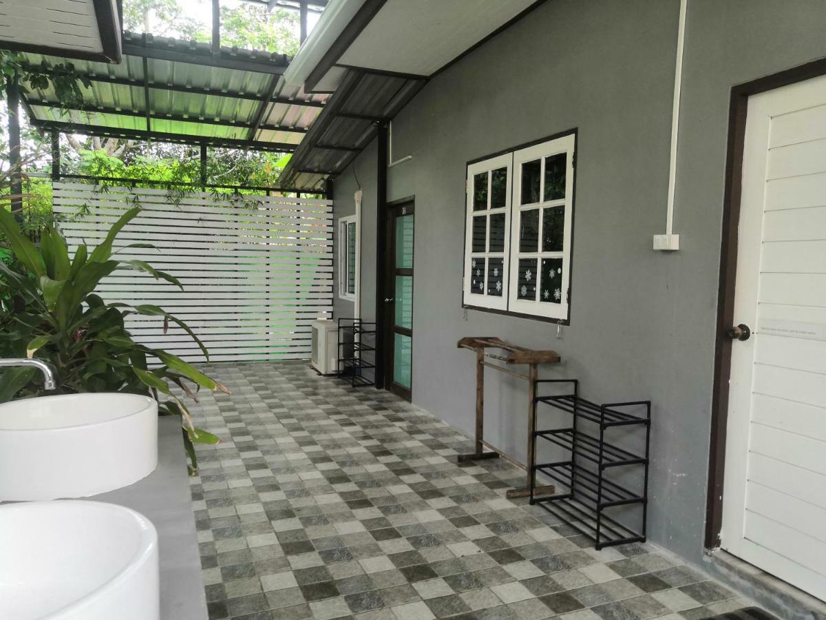 Backpack Guest House Kohyaoyai Ko Yao Exterior foto